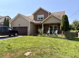 3454 Bradfield Dr, Clarksville, TN 37042