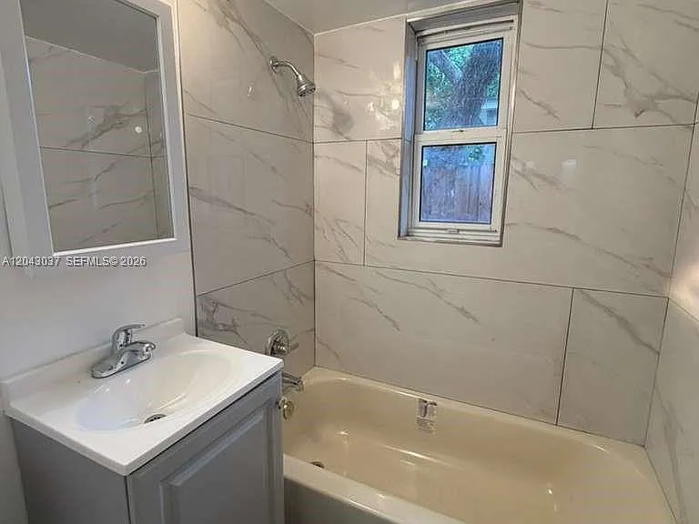 1275 NW 60th St #2 — Photo 18