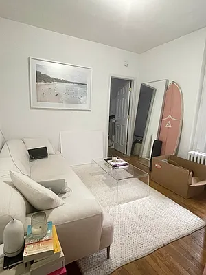 Rented by Jonis Realty | media 1