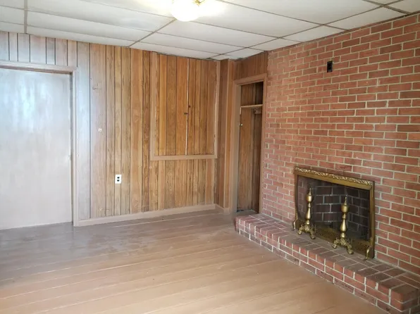 224 N College St, Martinsburg, WV 25401