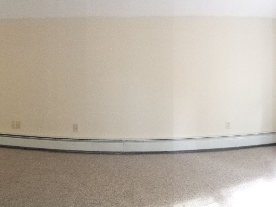 Living room/kitchen area