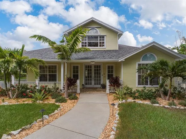 266 Florida Blvd, Crystal Beach, FL 34681