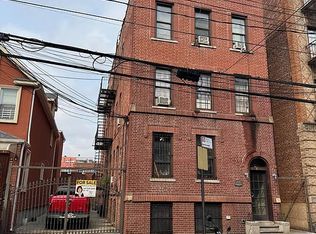 37-38 104th St #7, Corona, NY 11368