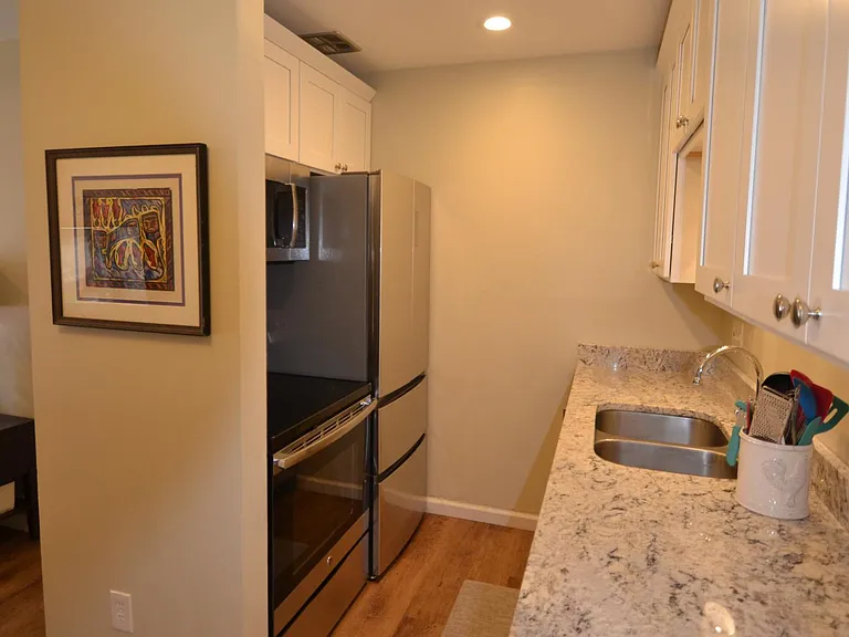 4815 Reading Rd #2 — Photo 4