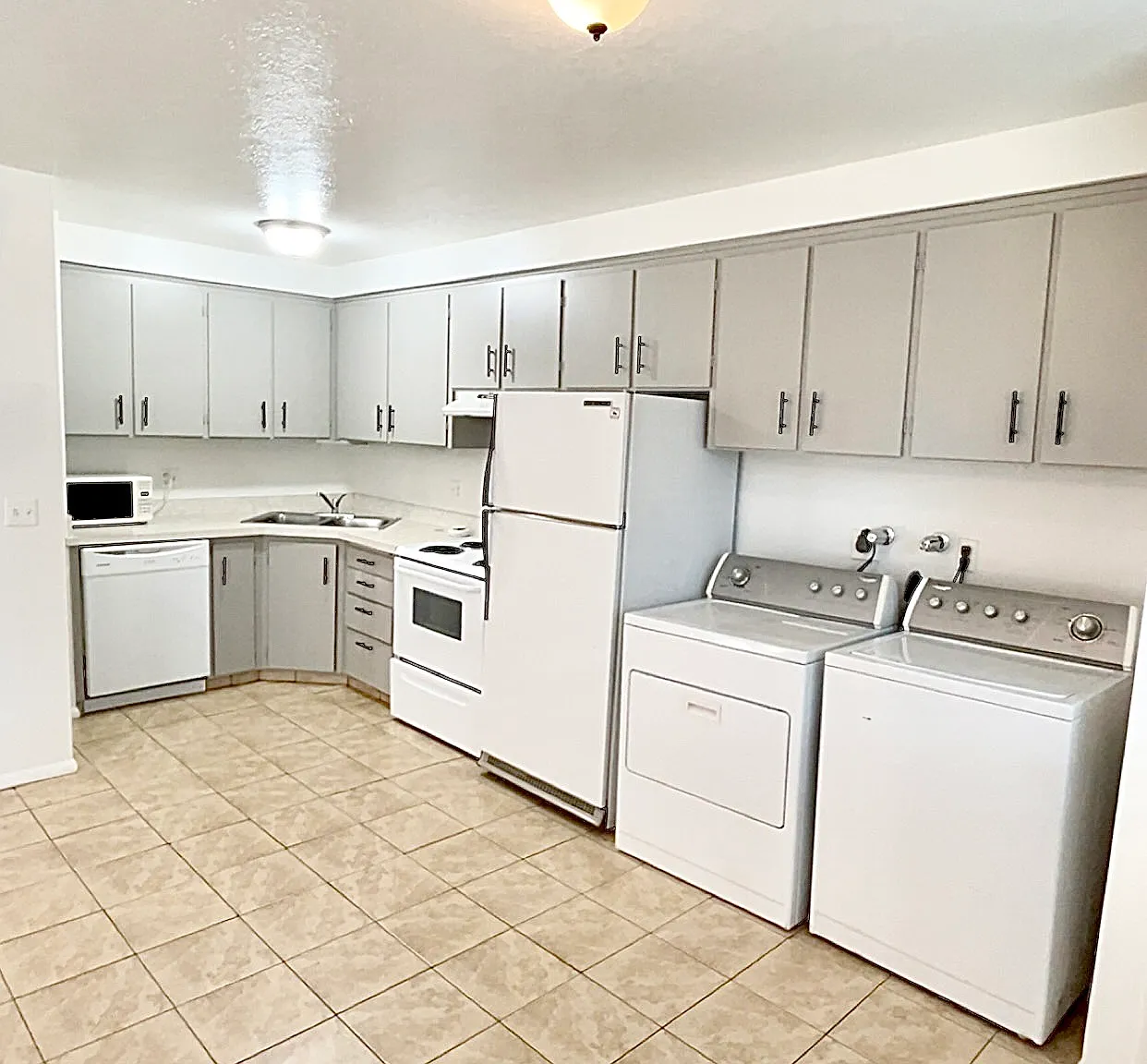 Green Creek Apartments - 6 — Photo 2