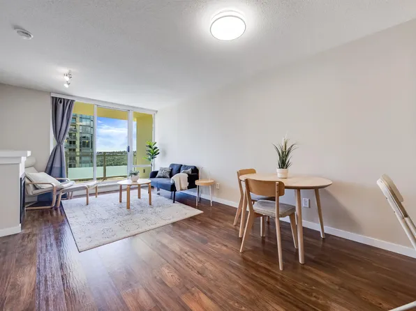 9868 Cameron St #2201, Burnaby, BC V3J 0A5