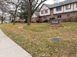 925 N Terrace Ln, Ypsilanti, MI