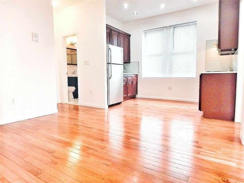 1st image of 31-60 31st St #2B