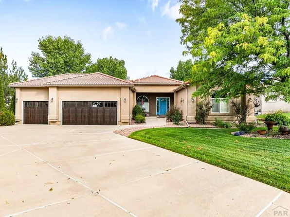 6 Carnoustie Ct, Pueblo, CO 81001
