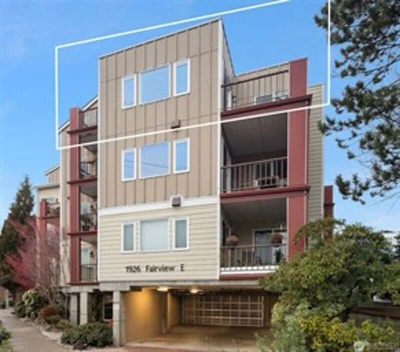 2 bed, 1.5 bath, 1088 sqft, $3,650 — Photo 1