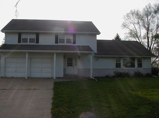 1935 N 3609th Rd, Ottawa, IL 61350