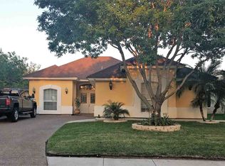 123 Sun Ray Loop, Laredo, TX 78041