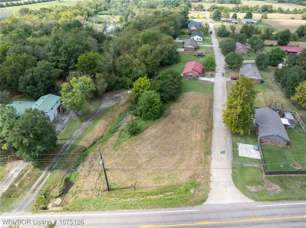 2 Grandstaff Ave, Waldron, AR 72958