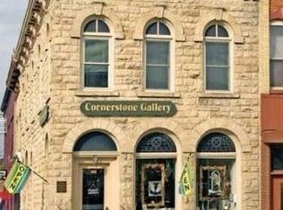 101 4th St, Baraboo, WI 53913