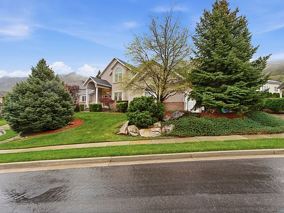2nd image of 11943 S Autumn Ridge Dr