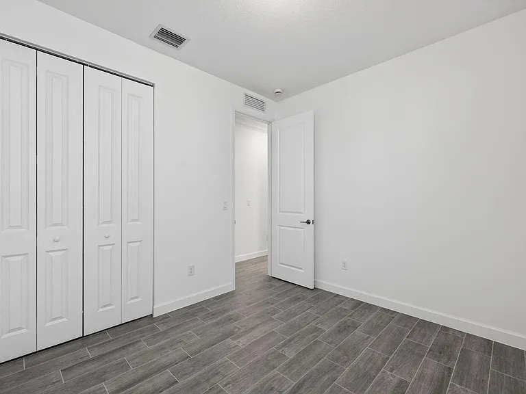 10644 NW Wilgrove Ln — Photo 26