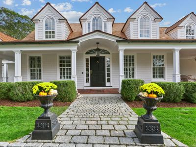 99 Old Academy Road, Fairfield, CT, 06824