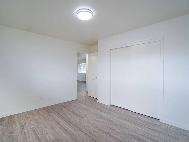 324 Mountain View Ave — Photo 10