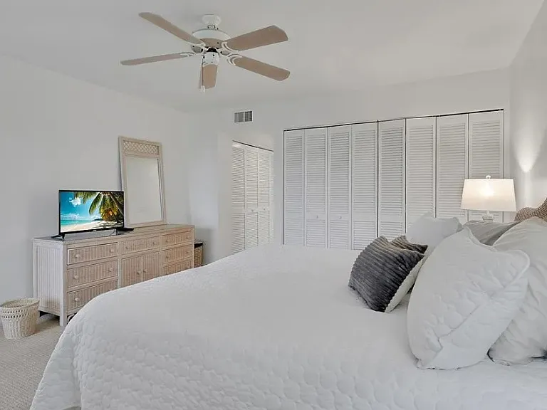 4612 Flagship Dr #206 — Photo 8