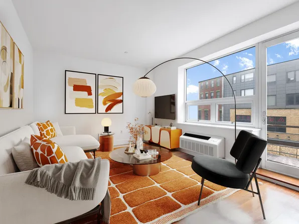 129 Metropolitan Avenue image 1 of 9