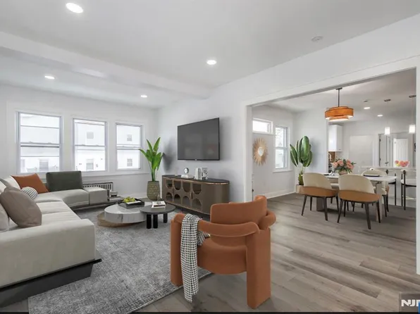 252 Keer Ave, Newark, NJ 07112