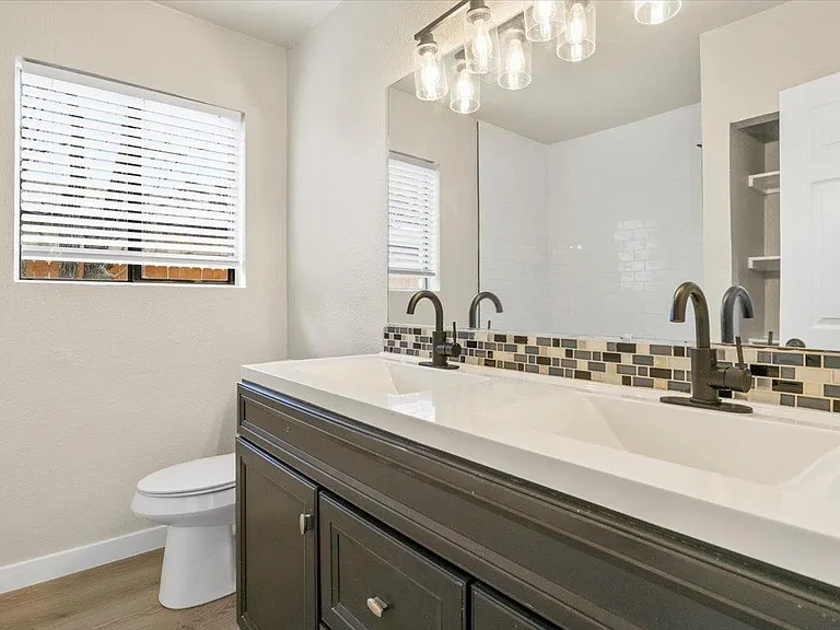502 Pintail Ln — Photo 13