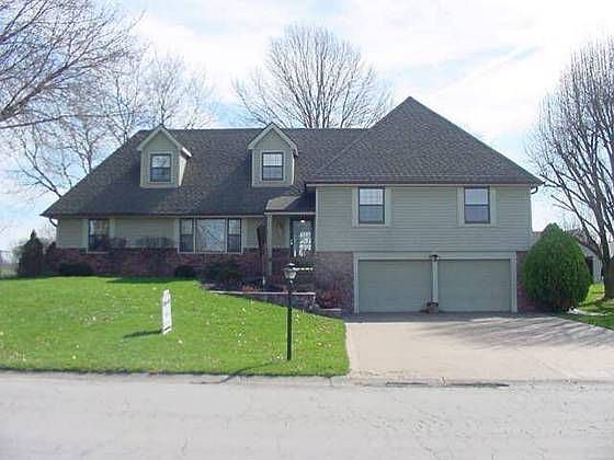 1st image of 703 E Concord Dr