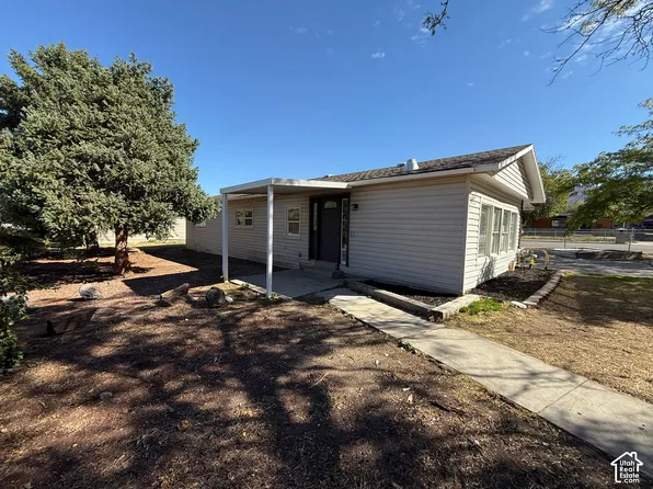 684 Fleetwood Dr, Tooele, UT 84074