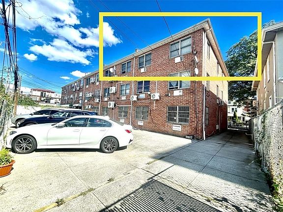 4th image of 28 Bay 26 St #103