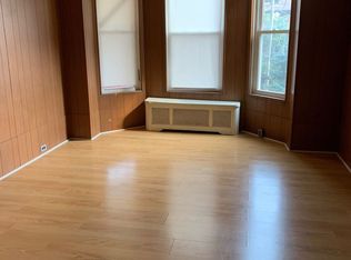 1605 Mineral Spring Rd APT 1, Reading, PA 19602