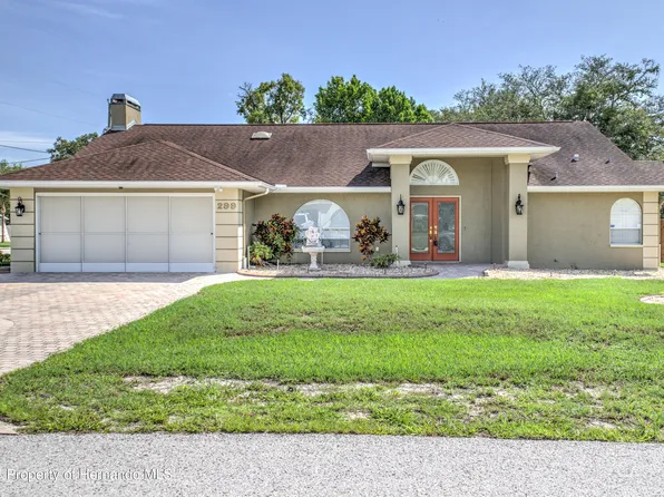 299 Galaxy Ave, Spring Hill, FL 34606