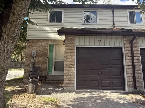 261 Rose St #21, Barrie, ON L4M 2V3