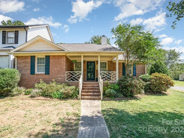 628 Breckenridge Rd, Kannapolis, NC 28083