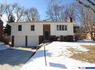 2206 N 99th St, Omaha, NE 68134