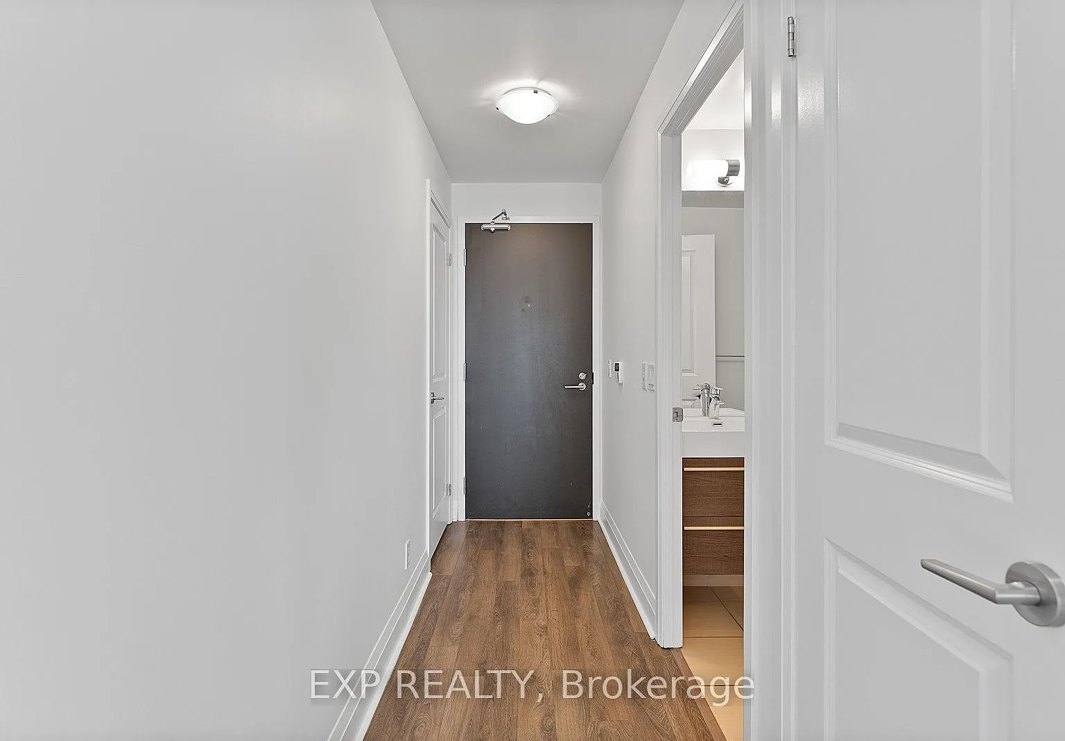 2 bed, $2,750 — Photo 3