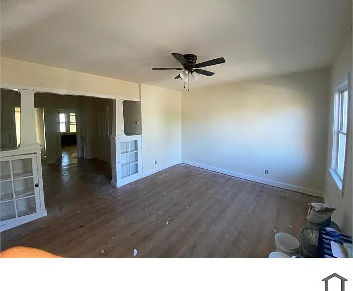 167 35th St NE — Photo 8