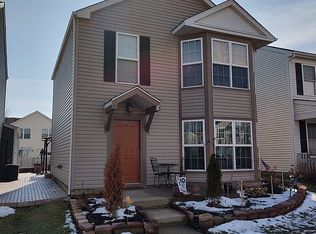 1749 Simms St, Aurora, IL 60504