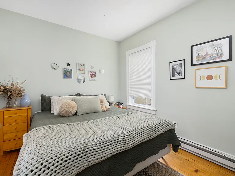 56 Barton St #2 — Photo 8