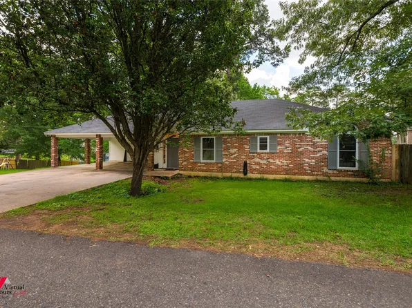 1605 Top Bluff Ln, Shreveport, LA 71109