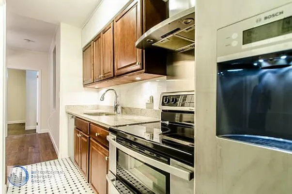 Rented by Metropolitan Property Group | media 25