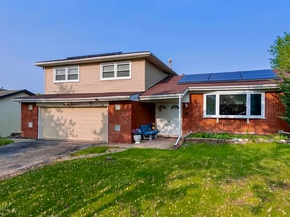 8817 S 83rd Ave, Hickory Hills, IL 60457