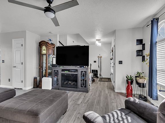 4th image of 173 S Grapevine Rd APT 3