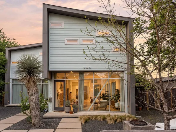 900 Brentwood St #B, Austin, TX 78757