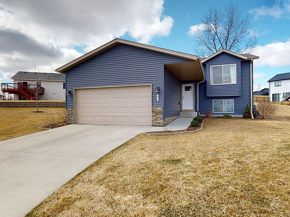 1st image of 3974 Orchardview Ln NW
