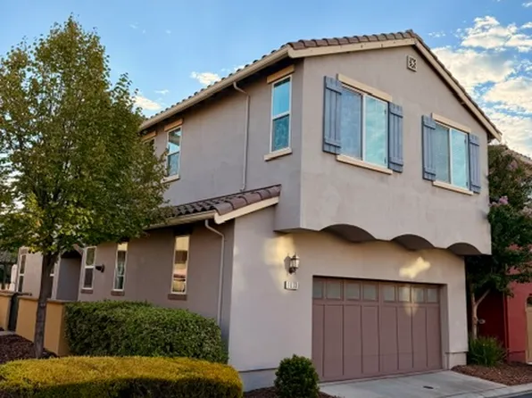 1033 Dolce Ln, Roseville, CA 95661