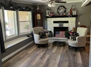 8017 Roy L Dr, Centertown, MO 65023