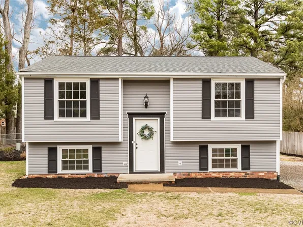 8728 Pine Top Dr, Henrico, VA 23294