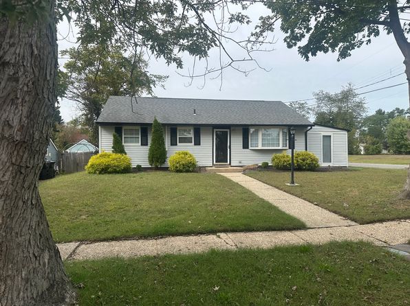 200 Salem Ave