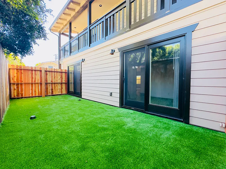 210 S Voluntario St #4 — Photo 1