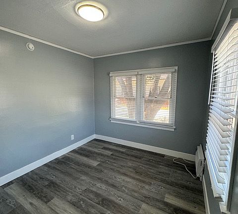 4th image of 445 S Chicago St #3/4